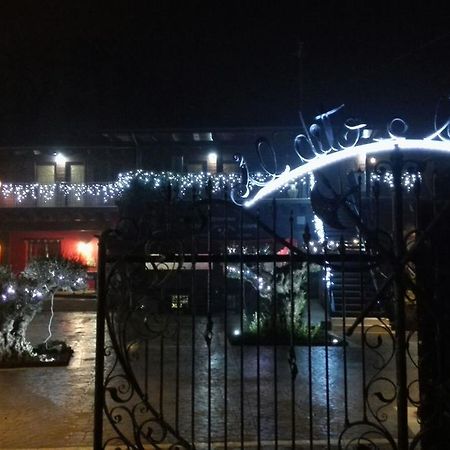 Hotel Il Dito E La Luna Ripa Teatina Kültér fotó